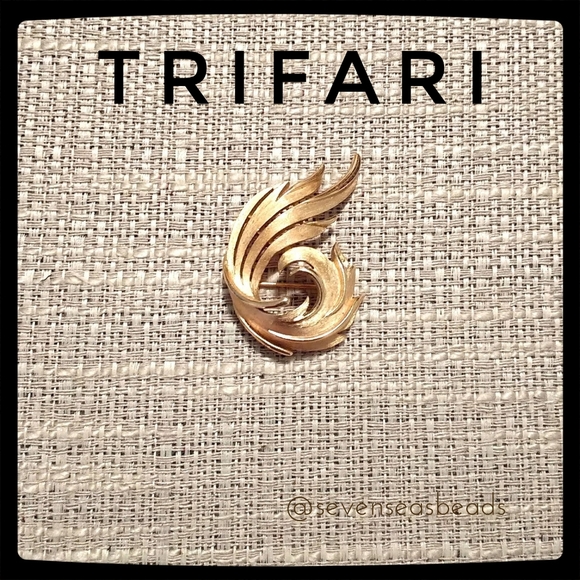 💘TRIFARI Mid-Century Swoosh Brooch - Picture 4 of 5